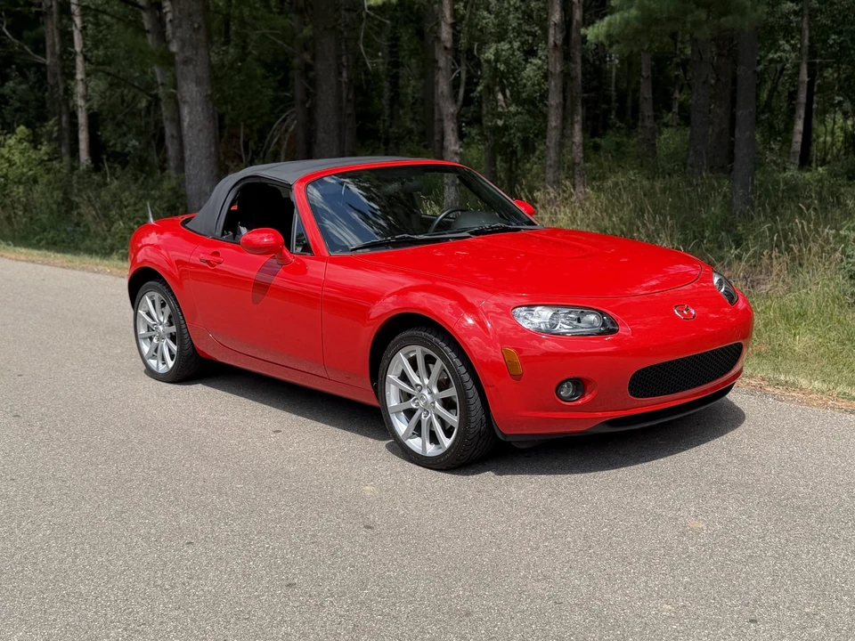 2006 Mazda NC MX-5 Miata - Image 26 of 31
