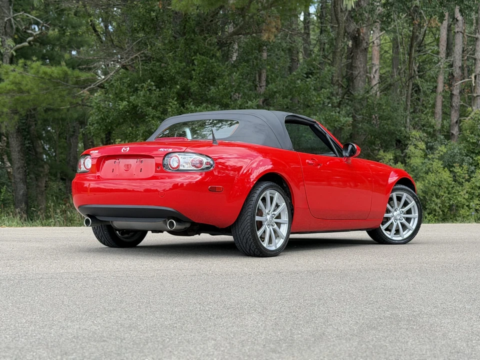 2006 Mazda NC MX-5 Miata - Image 19 of 31