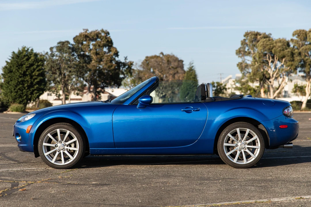 2006 Mazda NC MX-5 Miata - Image 3 of 31