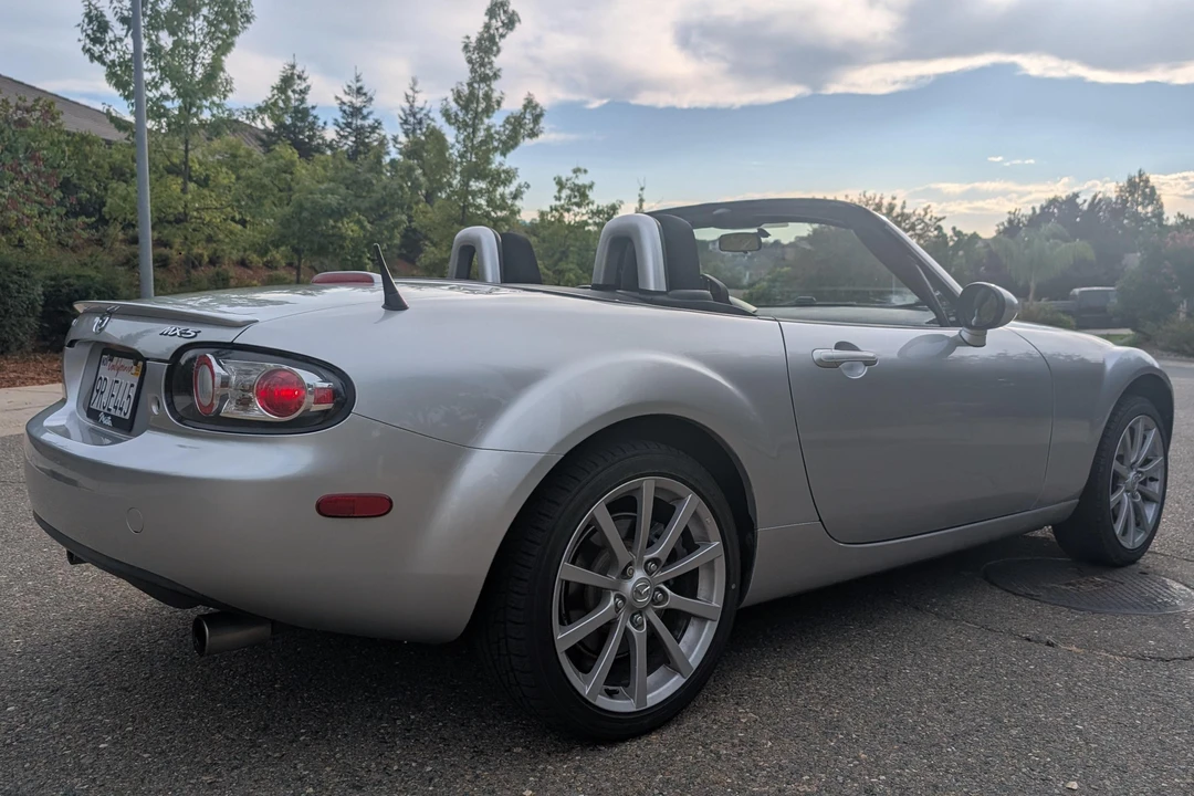 2006 Mazda NC MX-5 Miata - Image 5 of 31