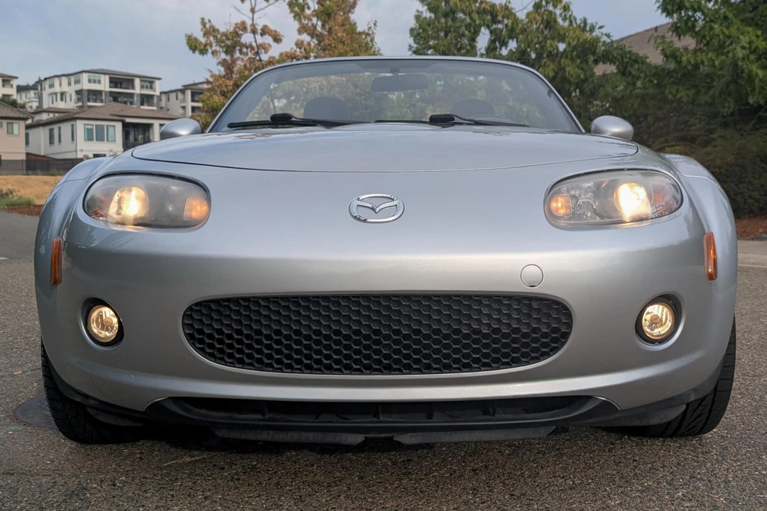 2006 Mazda NC MX-5 Miata - Image 2 of 31
