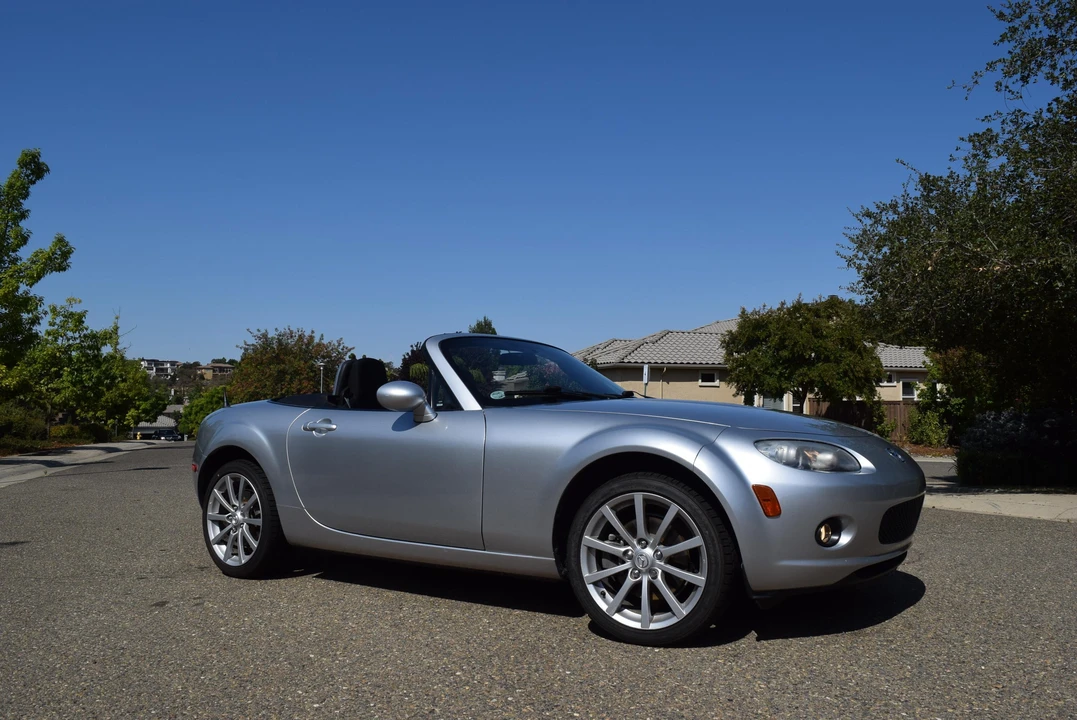 2006 Mazda NC MX-5 Miata - Image 28 of 31