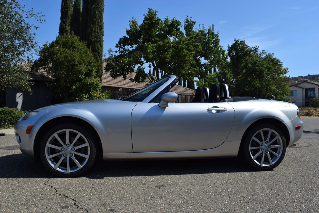 2006 Mazda NC MX-5 Miata - Image 10 of 31