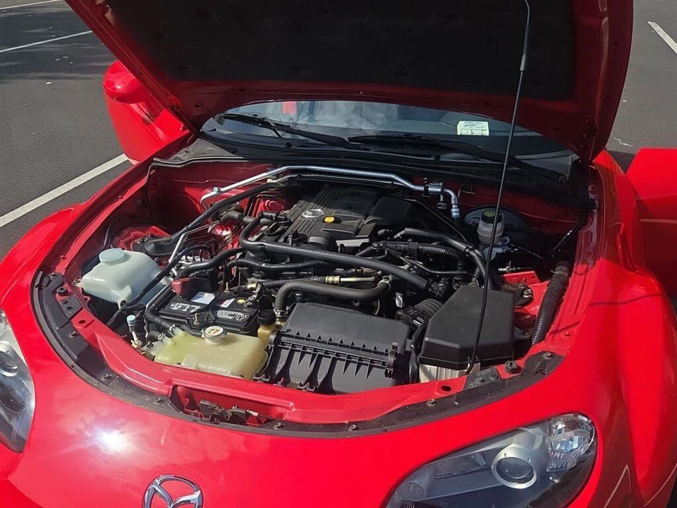 2006 Mazda NC MX-5 Miata - Image 19 of 20