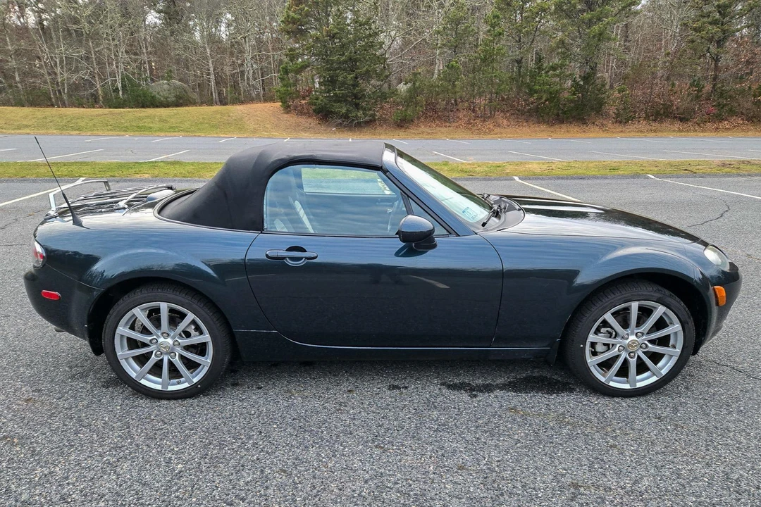 2006 Mazda NC MX-5 Miata - Image 3 of 31