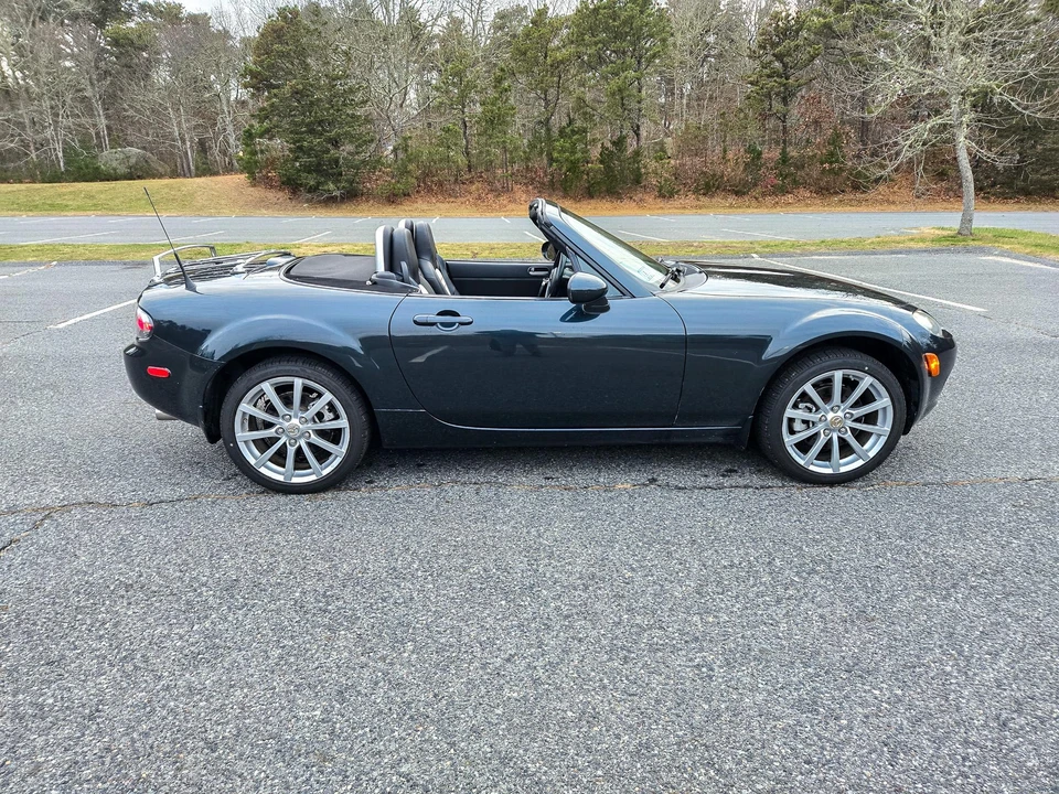 2006 Mazda NC MX-5 Miata - Image 20 of 31