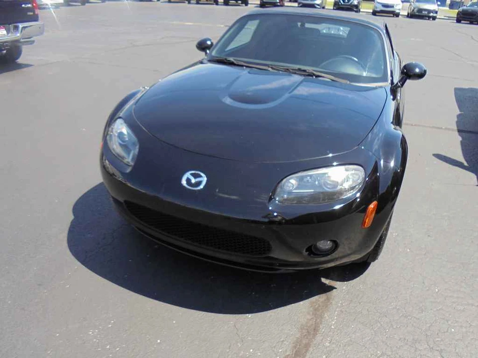 2006 Mazda NC MX-5 Miata - Image 4 of 11