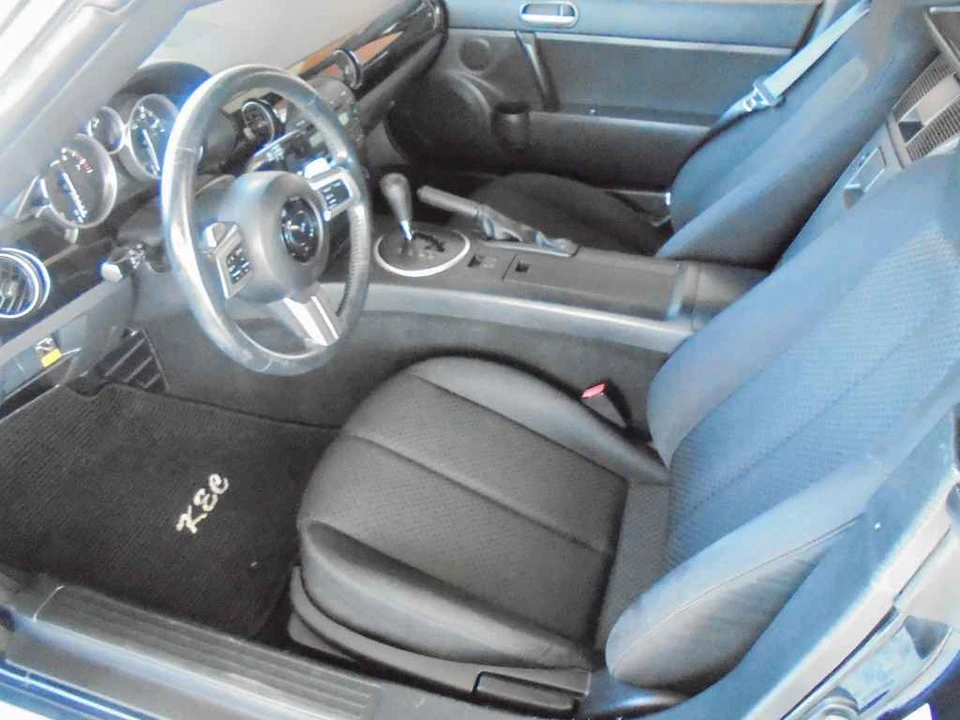 2006 Mazda NC MX-5 Miata - Image 10 of 11