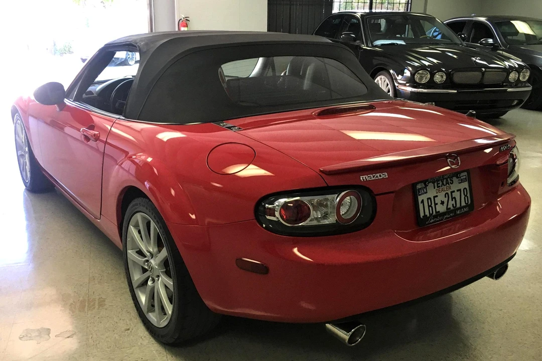 2006 Mazda NC MX-5 Miata - Image 3 of 4