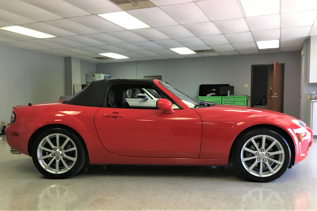 2006 Mazda NC MX-5 Miata - Image 2 of 4