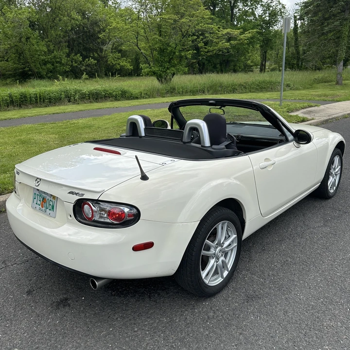2006 Mazda NC MX-5 Miata - Image 3 of 12