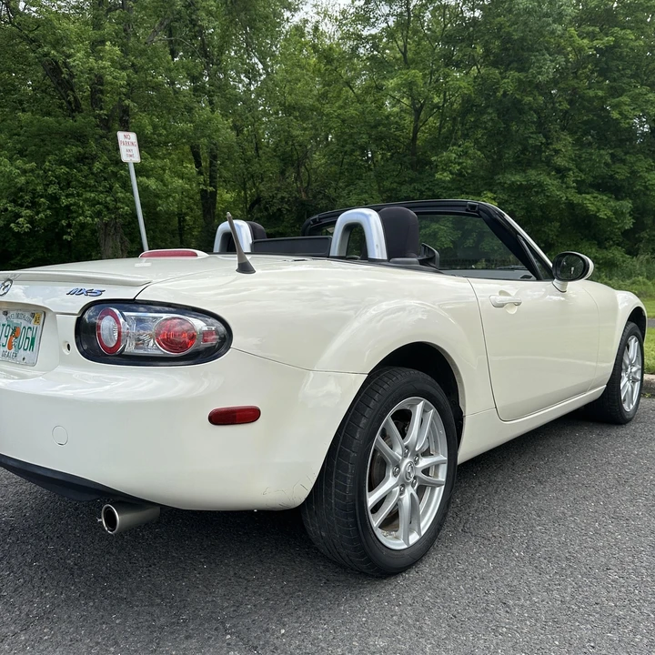 2006 Mazda NC MX-5 Miata - Image 4 of 12