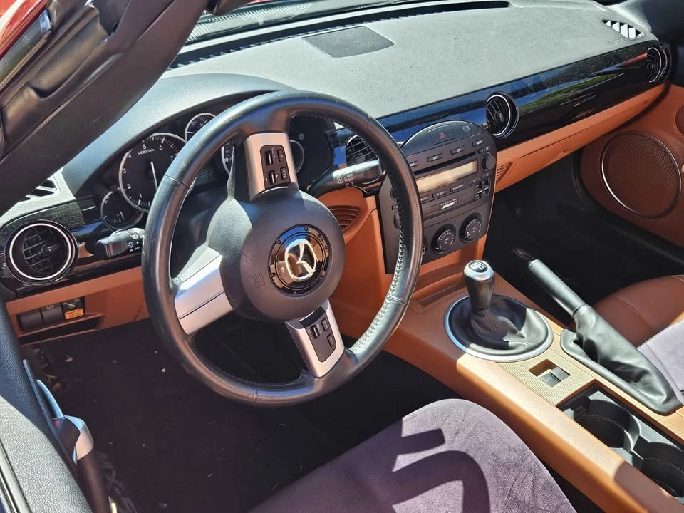 2006 Mazda NC MX-5 Miata - Image 4 of 6