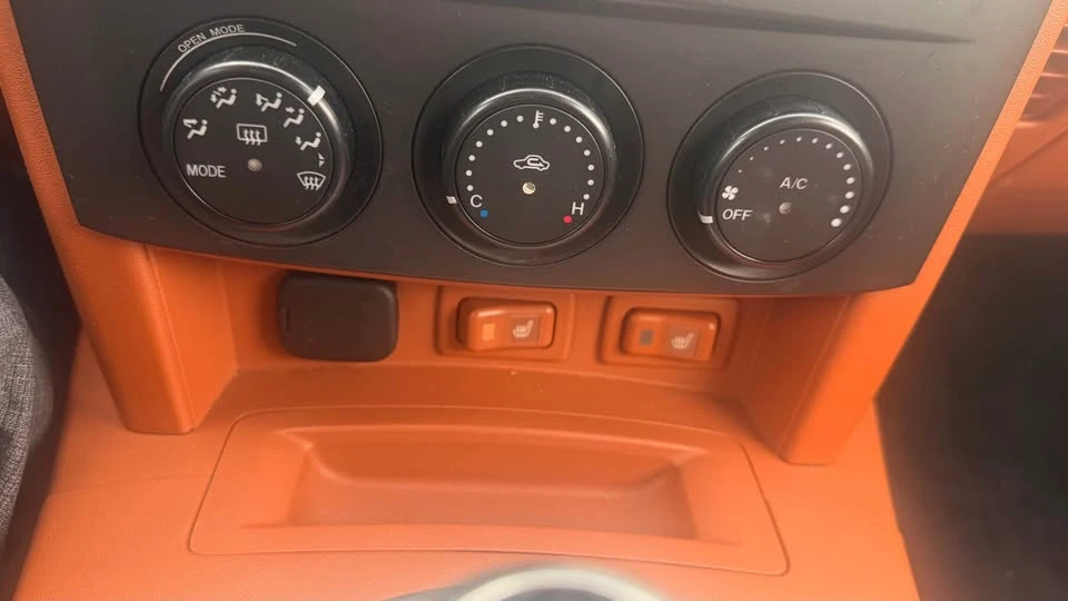 2006 Mazda NC MX-5 Miata - Image 13 of 15