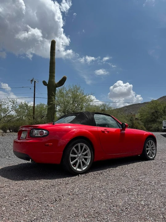 2006 Mazda NC MX-5 Miata - Image 5 of 11