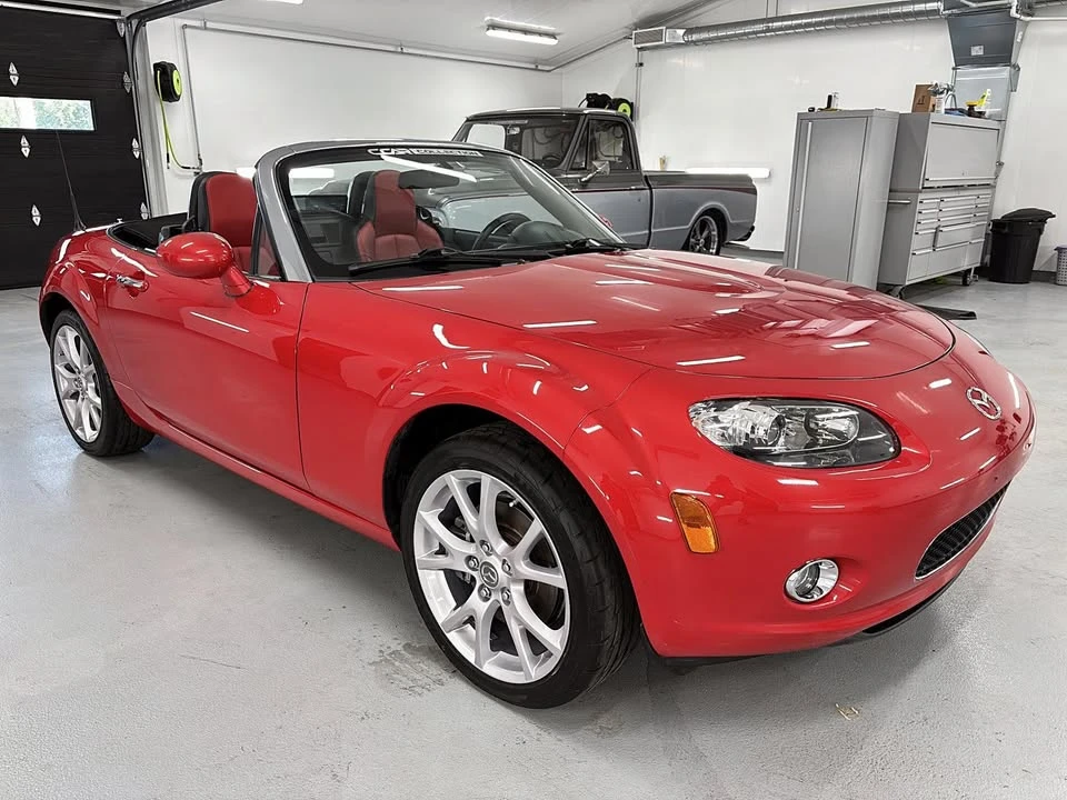 2006 Mazda NC MX-5 Miata - Image 5 of 19