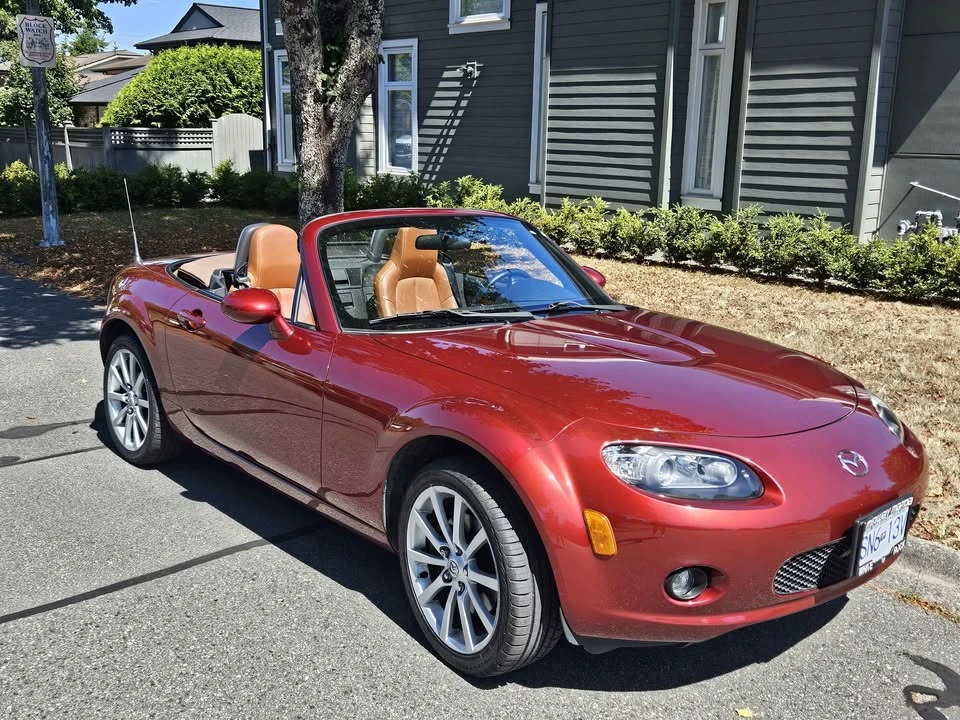 2006 Mazda NC MX-5 Miata - Image 2 of 6