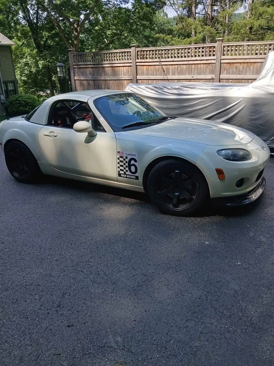 2006 Mazda NC MX-5 Miata - Image 3 of 3