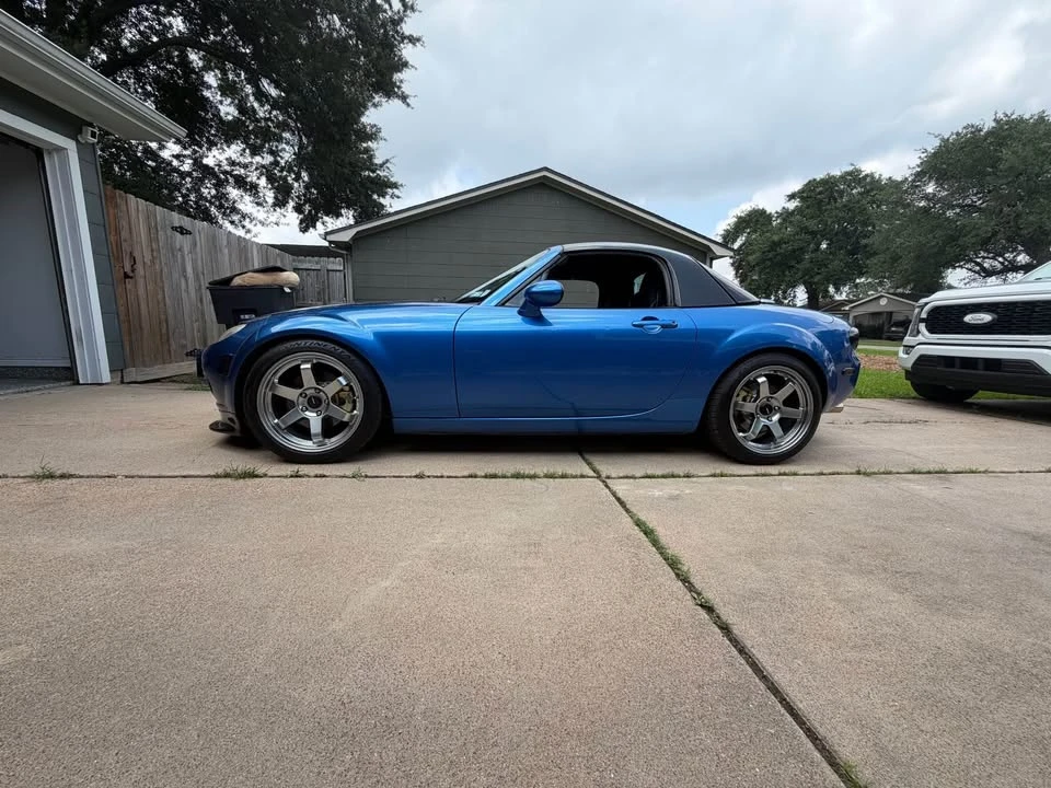 2006 Mazda NC MX-5 Miata - Image 4 of 4