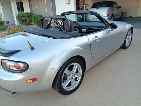 2006 Mazda MX-5 Miata