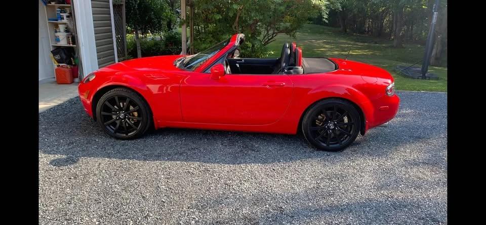 2006 Mazda NC MX-5 Miata - Image 2 of 4