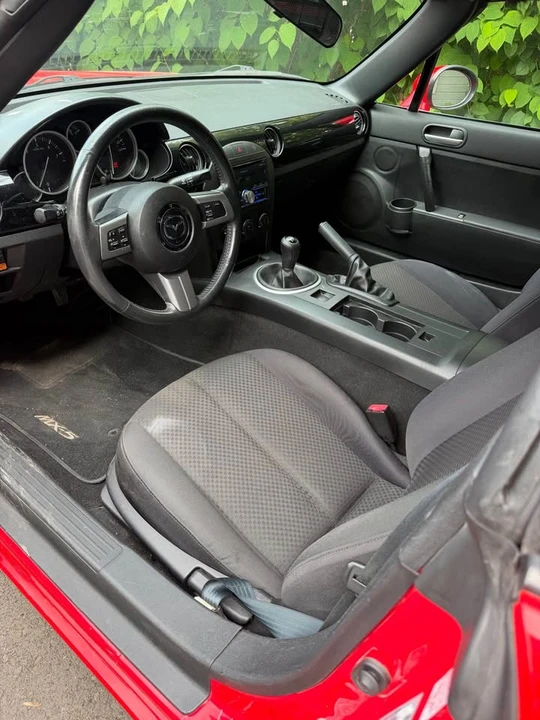 2006 Mazda NC MX-5 Miata - Image 7 of 10