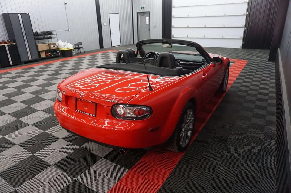 2006 Mazda NC MX-5 Miata - Image 10 of 20