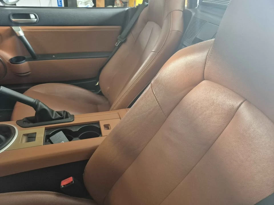 2006 Mazda NC MX-5 Miata - Image 4 of 11
