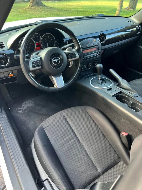 2006 Mazda NC MX-5 Miata - Image 6 of 11
