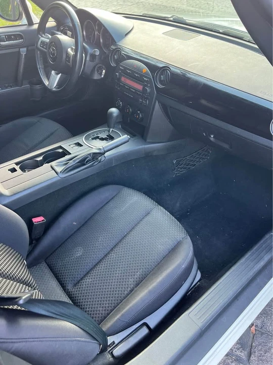 2006 Mazda NC MX-5 Miata - Image 7 of 11