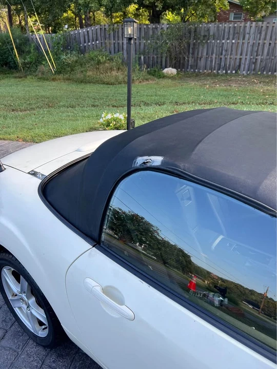 2006 Mazda NC MX-5 Miata - Image 9 of 11