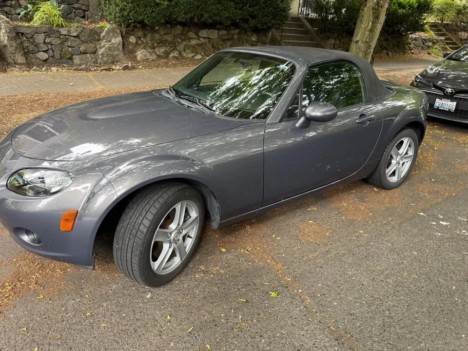 2006 Mazda NC MX-5 Miata - Image 18 of 20