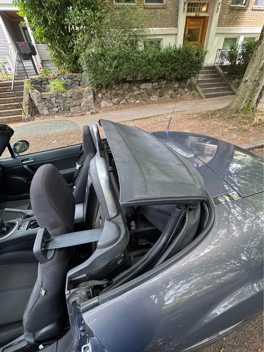 2006 Mazda NC MX-5 Miata - Image 9 of 20