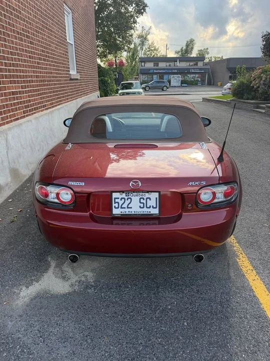 2006 Mazda NC MX-5 Miata - Image 5 of 6