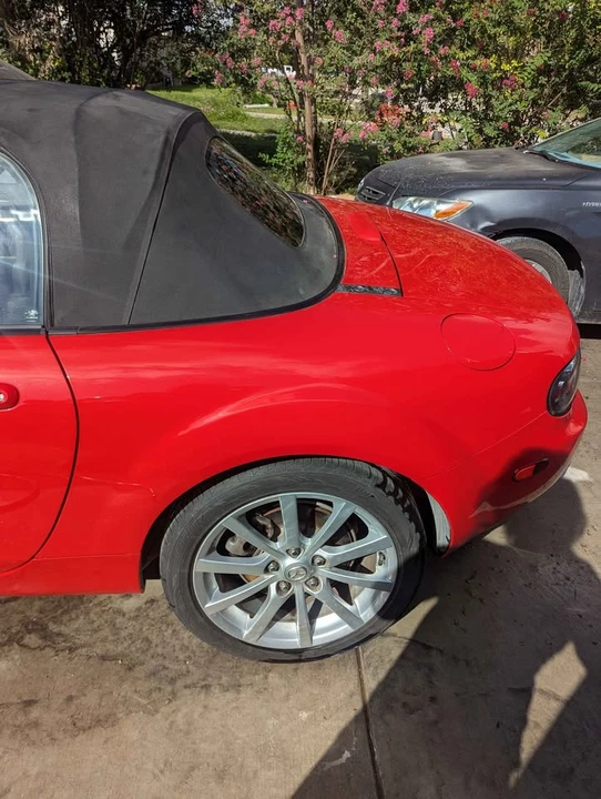 2006 Mazda NC MX-5 Miata - Image 15 of 19