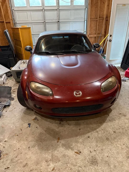 2006 Mazda NC MX-5 Miata - Image 2 of 3