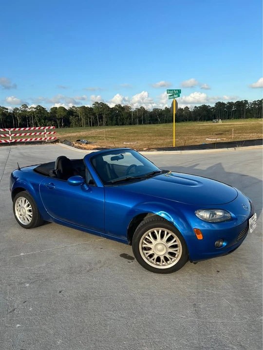 2006 Mazda NC MX-5 Miata - Image 2 of 12