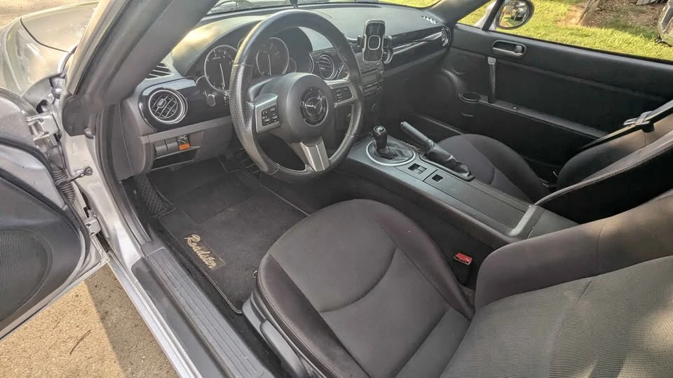 2006 Mazda NC MX-5 Miata - Image 3 of 4