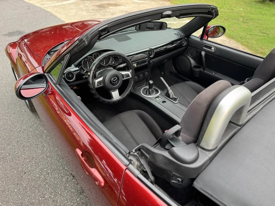 2006 Mazda NC MX-5 Miata - Image 5 of 20