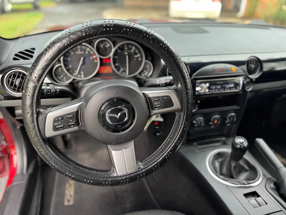 2006 Mazda NC MX-5 Miata - Image 15 of 20