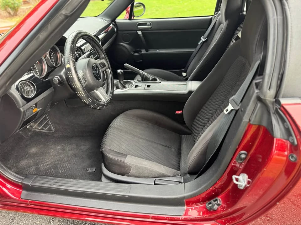 2006 Mazda NC MX-5 Miata - Image 10 of 20