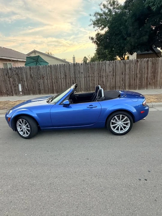 2006 Mazda NC MX-5 Miata - Image 16 of 20
