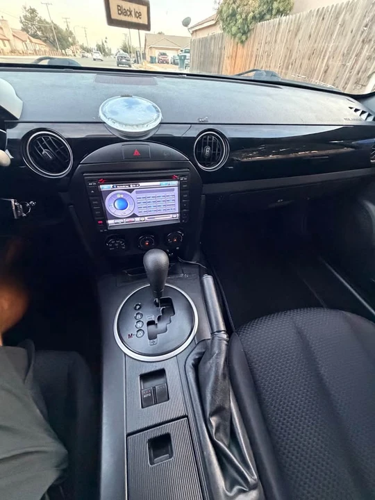 2006 Mazda NC MX-5 Miata - Image 13 of 20