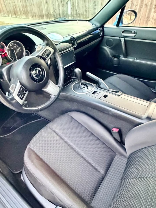 2006 Mazda NC MX-5 Miata - Image 8 of 20