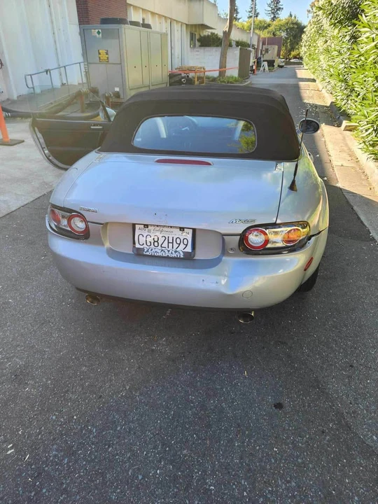 2006 Mazda NC MX-5 Miata - Image 8 of 10