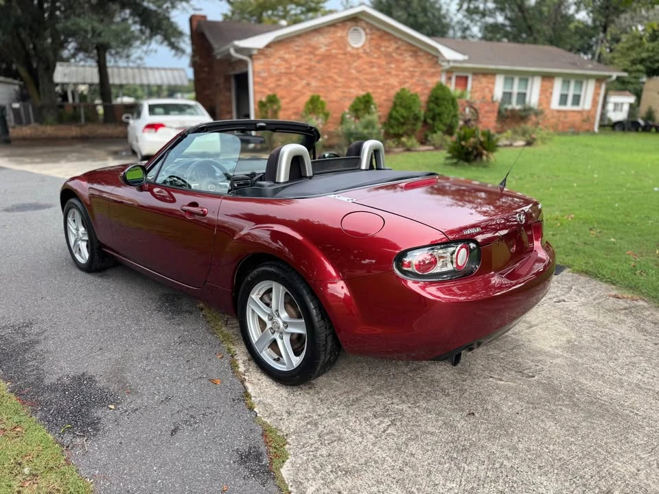 2006 Mazda NC MX-5 Miata - Image 2 of 20