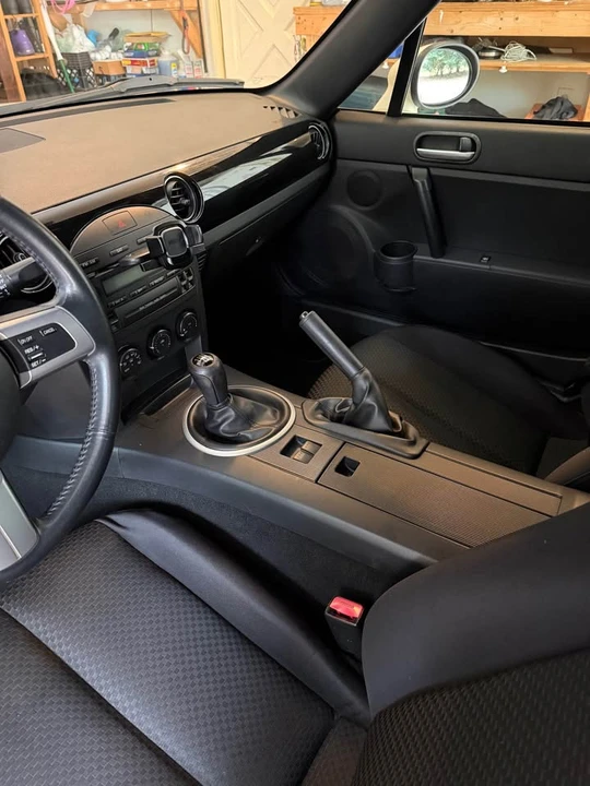 2006 Mazda NC MX-5 Miata - Image 8 of 9