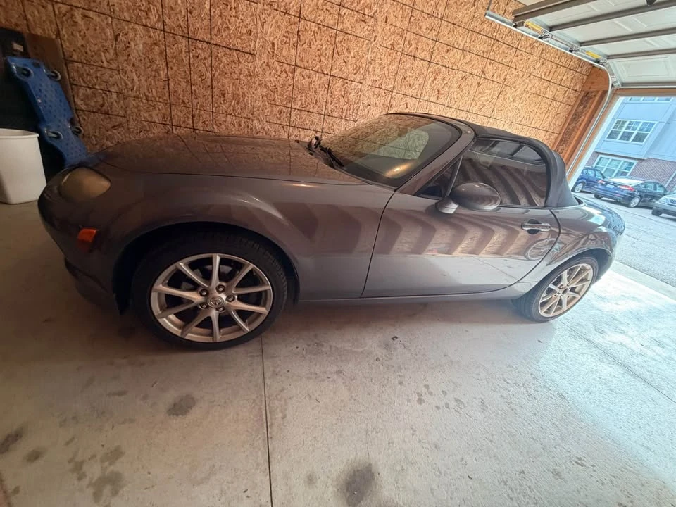 2006 Mazda NC MX-5 Miata - Image 2 of 11