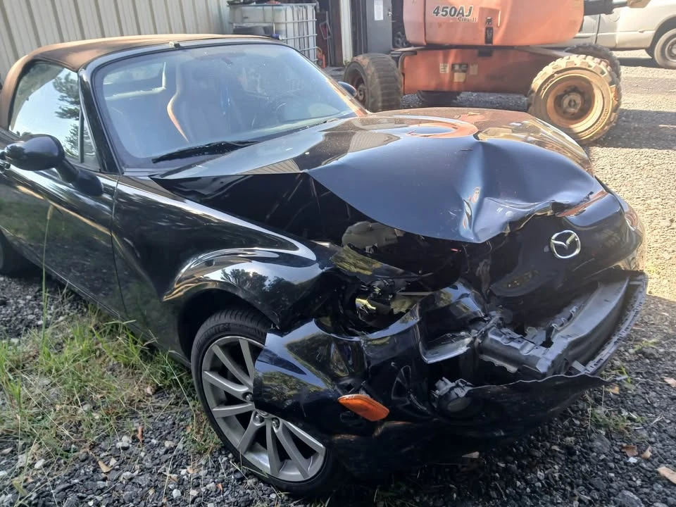 2006 Mazda NC MX-5 Miata - Image 3 of 11