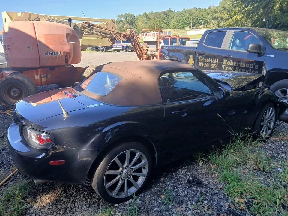 2006 Mazda NC MX-5 Miata - Image 2 of 11